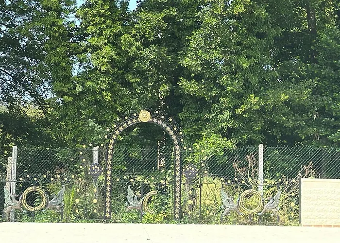 Domaine Athéna Couette-café *